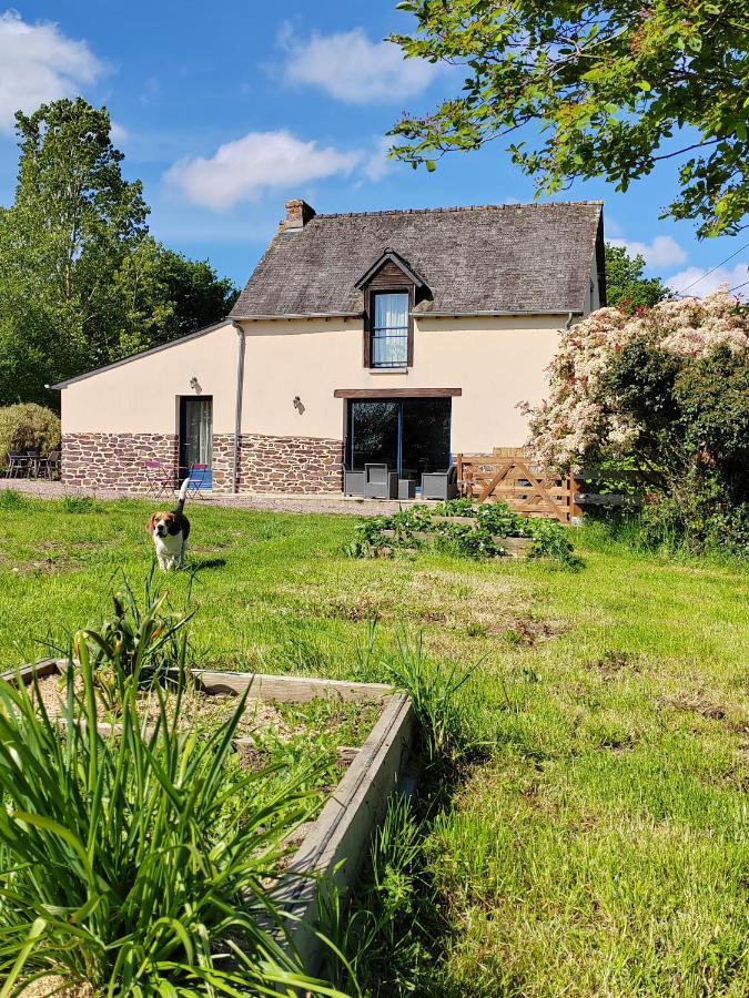 L'Ote De Brekilien Villa Saint-Malon-sur-Mel Exterior foto